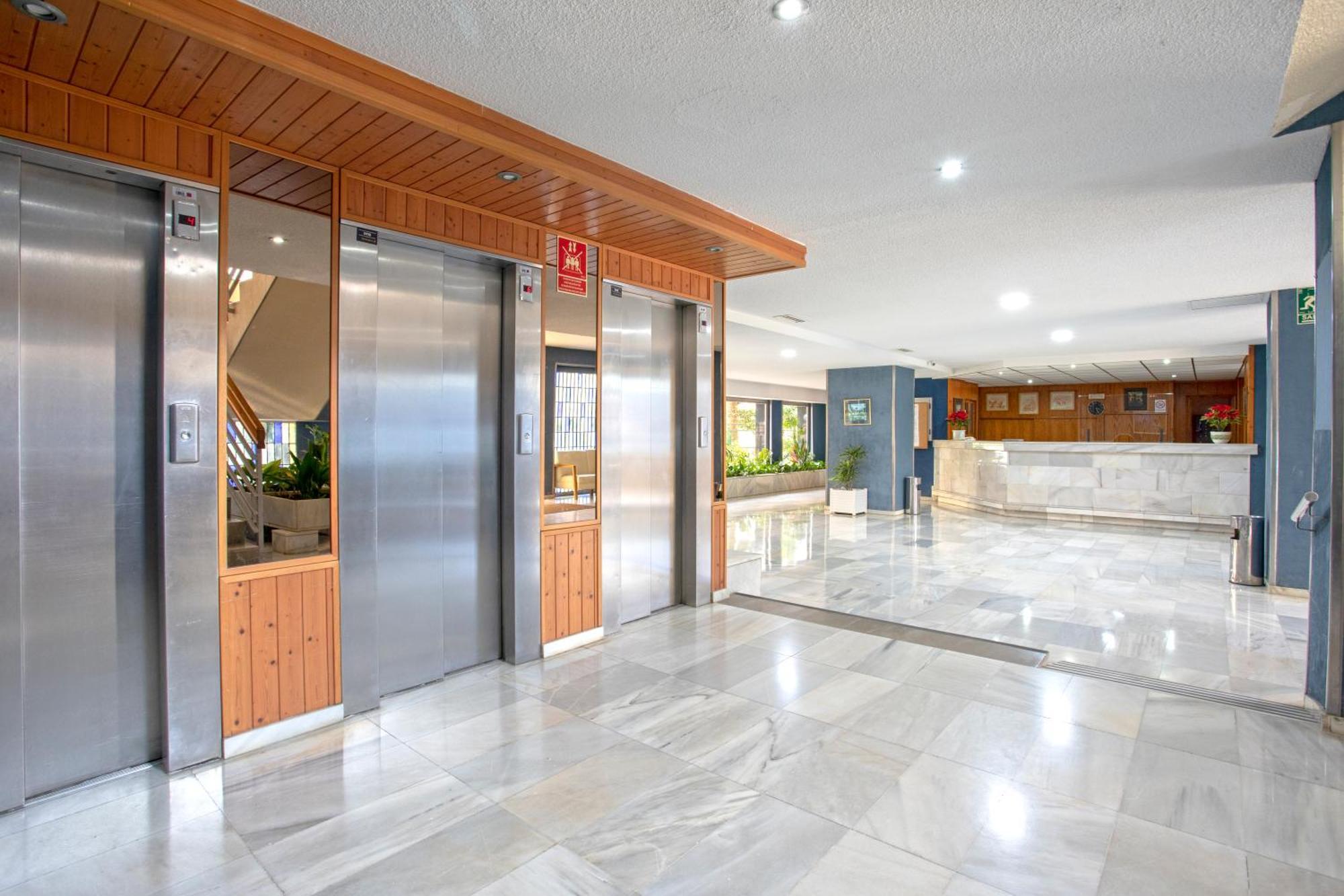 1003 - Seafront Apartment On El Paseo - Air Conditionning - Wi-Fi - Smart Tv Almuñécar 외부 사진