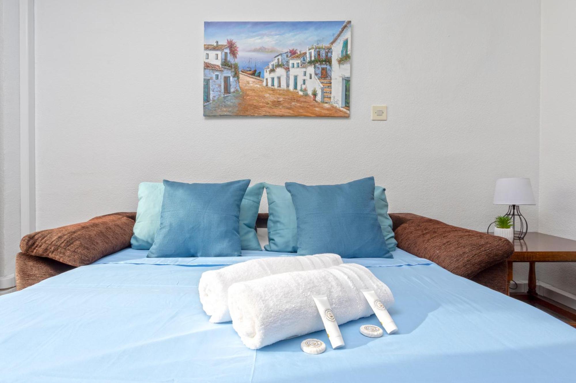 1003 - Seafront Apartment On El Paseo - Air Conditionning - Wi-Fi - Smart Tv Almuñécar 외부 사진